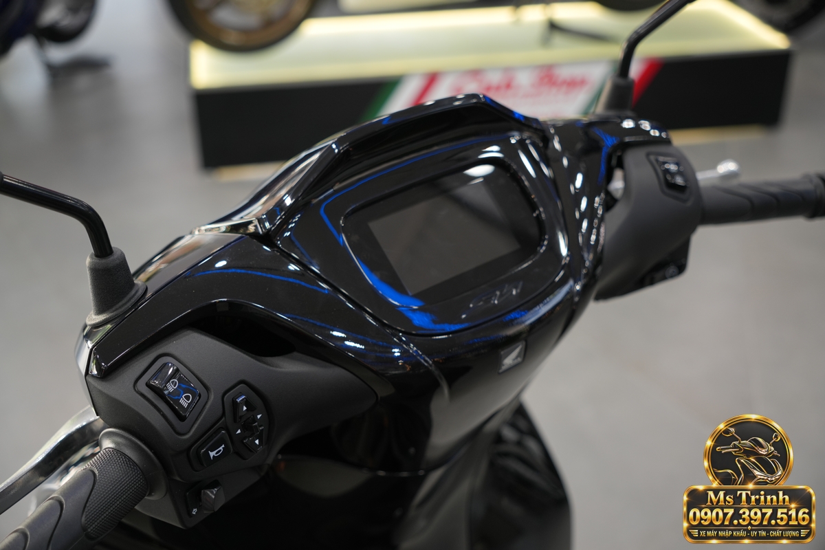Honda SH150i Ý đen bóng 2027 tại Tây Ninh - Sơn bóng lịch sự, tiện ích cho mỗi ngày