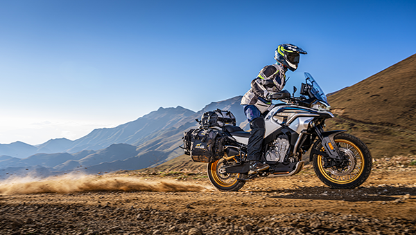 CF Moto 800MT Explorer 2025, ADV Cao Cấp Nhất, Chính Hãng, Giá Tốt tại Tây Ninh