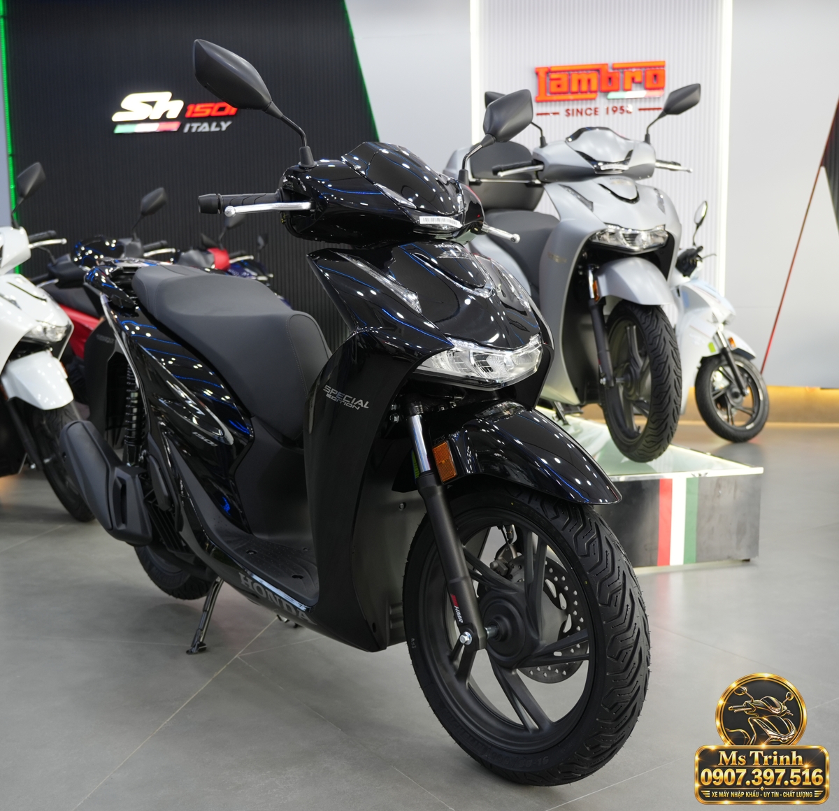 Honda SH150i Ý đen bóng 2027 tại Tây Ninh - Sơn bóng lịch sự, tiện ích cho mỗi ngày