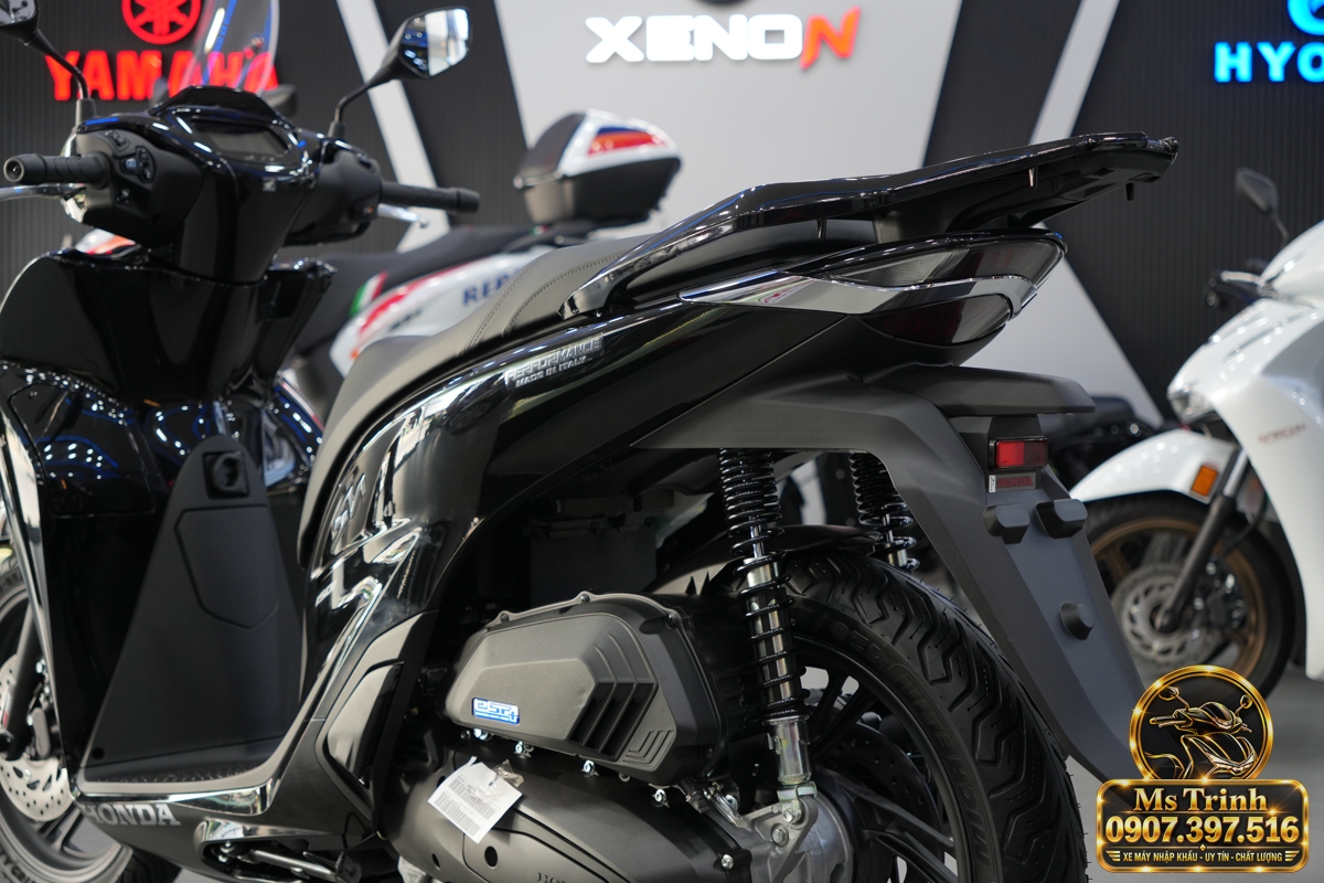 Honda SH150i Ý đen bóng 2027 tại Tây Ninh - Sơn bóng lịch sự, tiện ích cho mỗi ngày