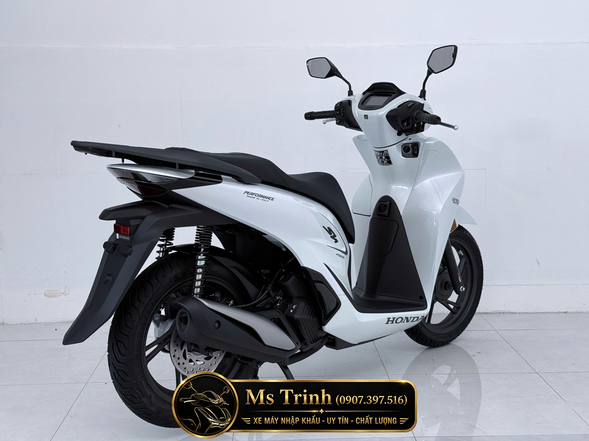 Honda SH150i Special Edition Standard nhập HMR Ý màu trắng tại Tây Ninh: Giá trị nằm trong từng chi tiết nguyên bản