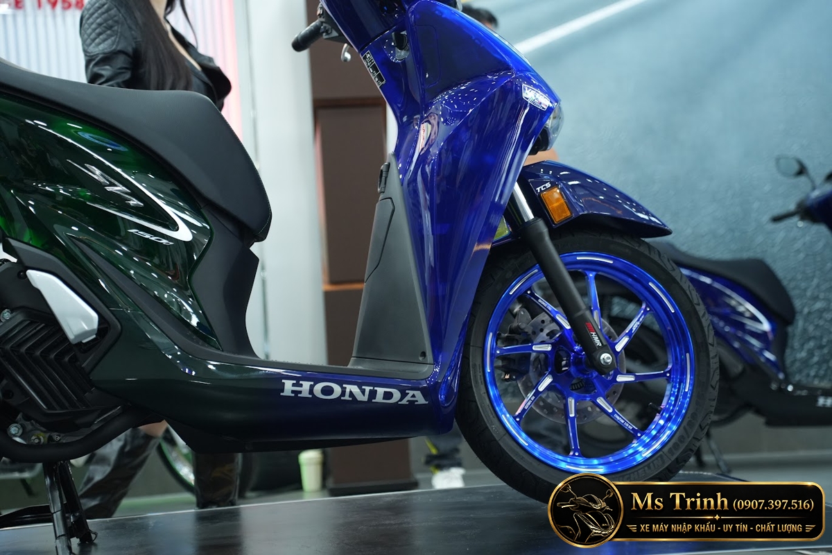 Honda SH150i Vetro Sapphire - Green tại Tây Ninh: SH Ý 2 trong 1 giới hạn 200 xe