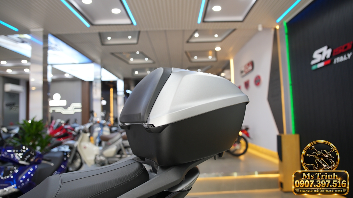 Honda SH150i Ý xám bạc 2027 tại Tây Ninh - Nhập Ý, tem vàng sang trọng, giá tốt