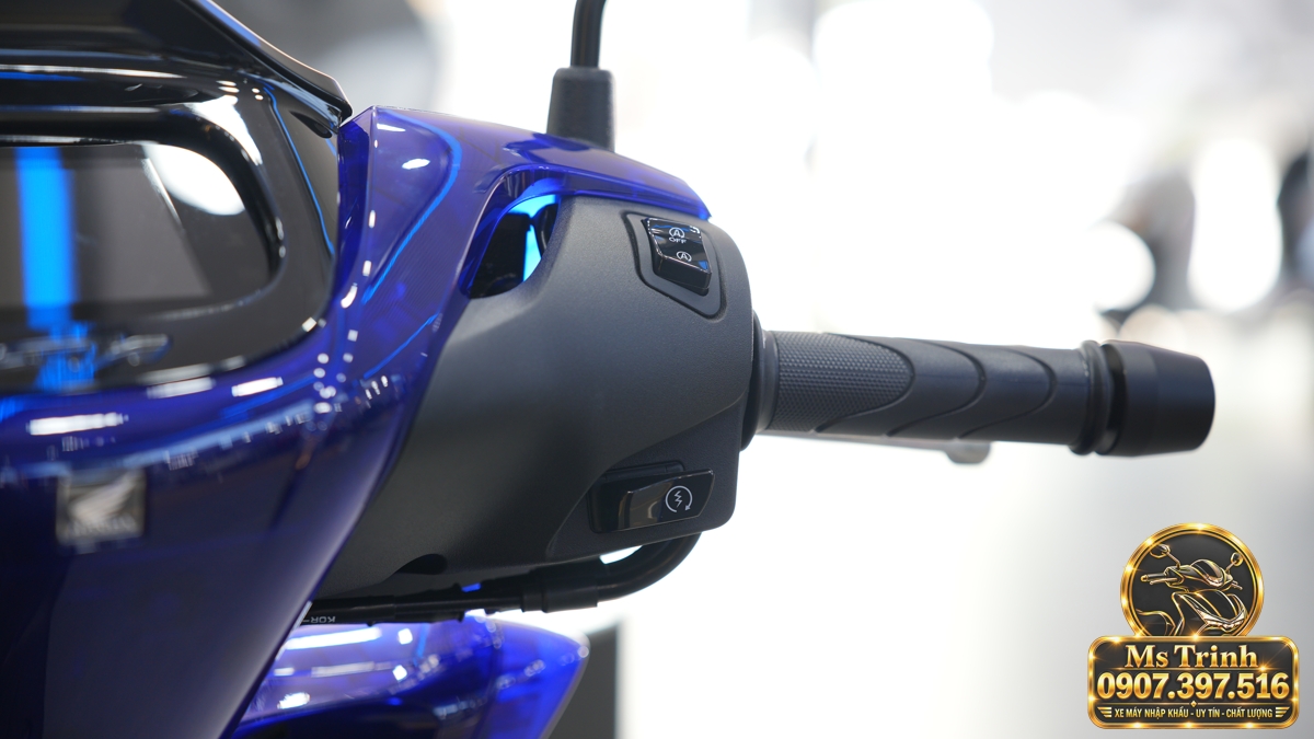 Honda SH150 Vetro Blue 2027 tại Tây Ninh - Xanh Sapphire trong suốt, nhập Ý sang trọng