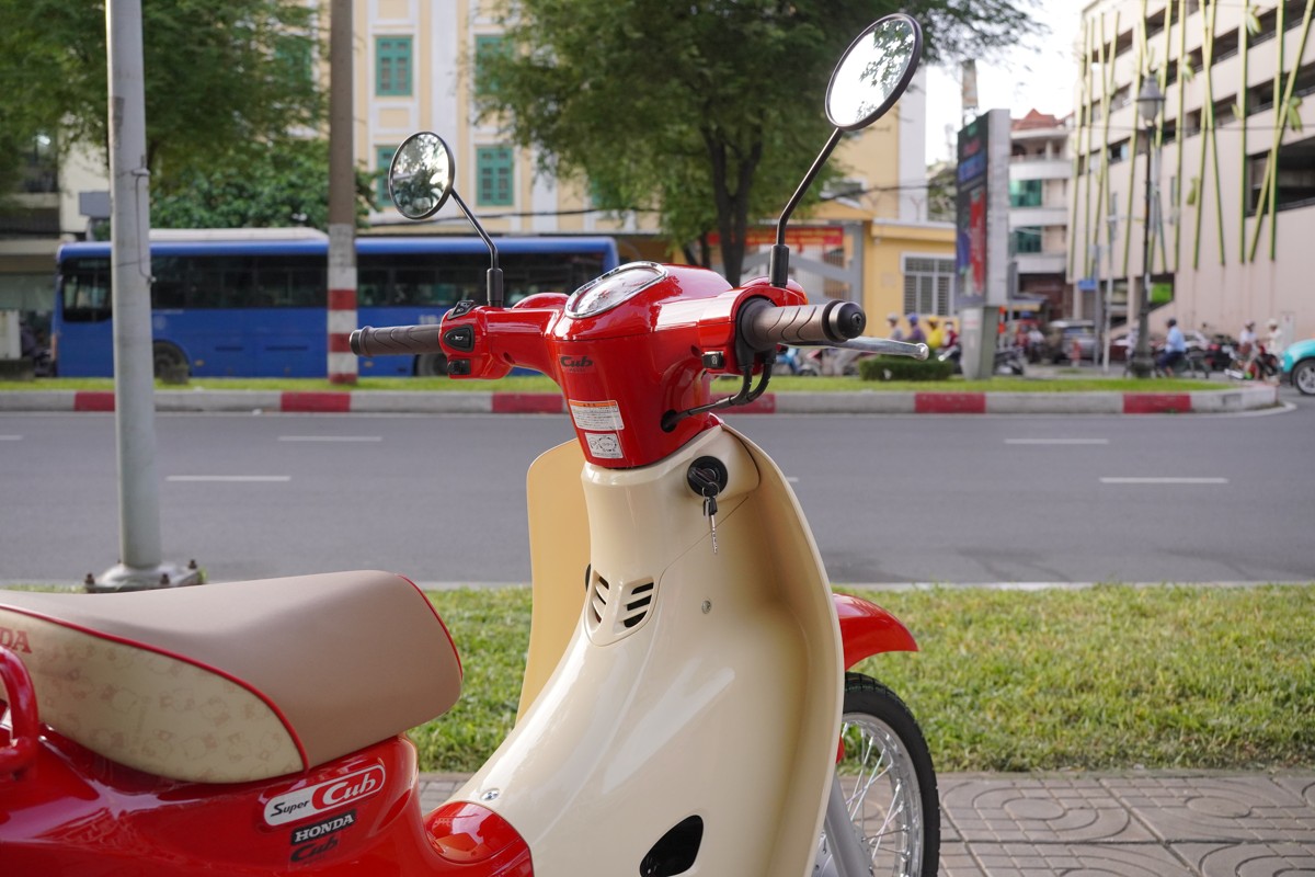 Honda Super Cub 50cc Hello Kitty Edition, Made In Japan, Hàng Hiếm tại Tây Ninh