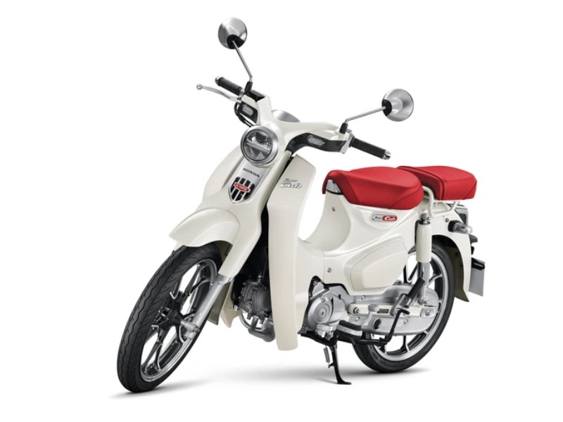 Honda Super Cub 125 Custom Edition Thái Lan 2025 màu trắng tại Tây Ninh