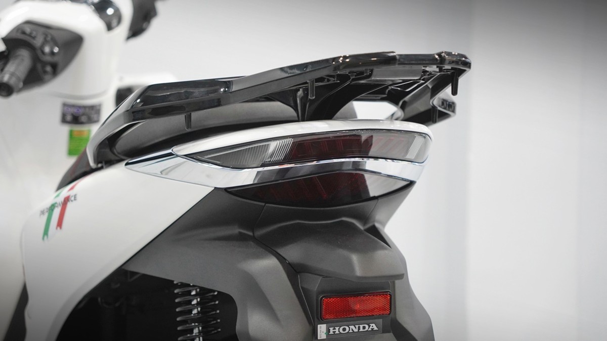 Honda SH150 trắng pha lê nhập Ý 2026 tại Tây Ninh - Sport Edition chính ngạch, chuẩn chất Ý