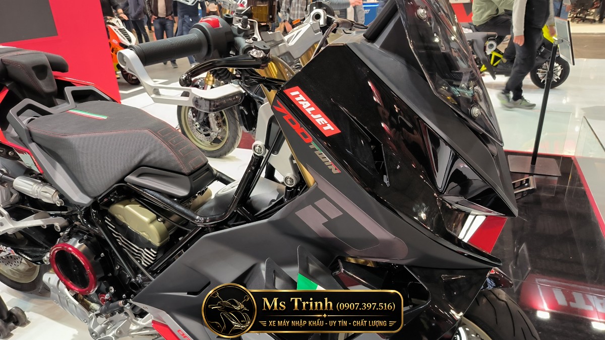 Italjet 700 2026 Tại Tây Ninh - Chiến Binh Chỉ 700 Xe Hyper Scooter Cực Hiếm hồ sơ hải quan, nhập chính ngạch