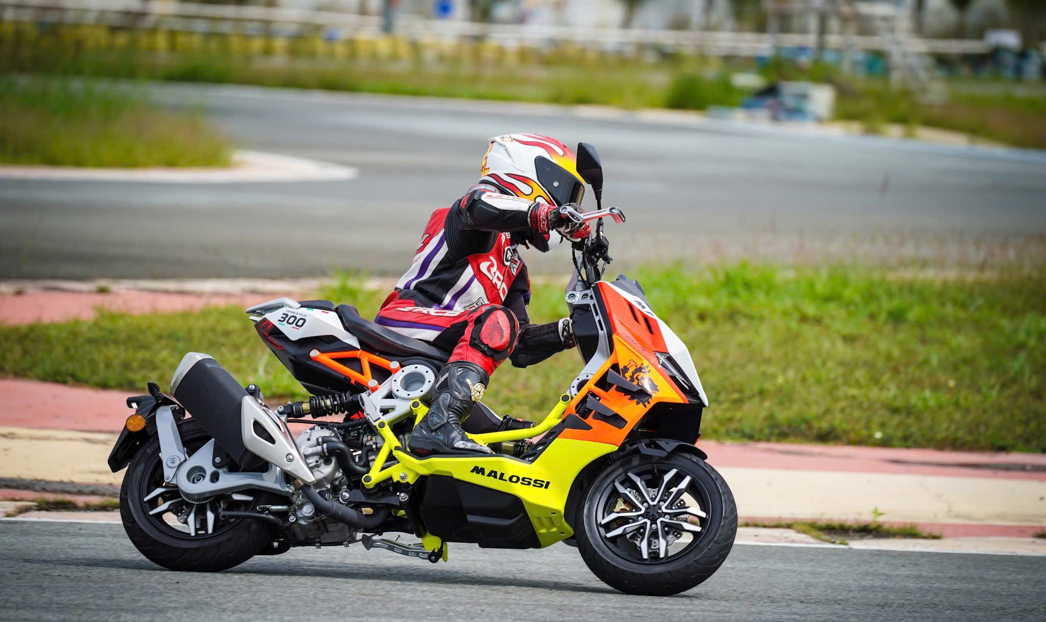 Italjet Dragster 300 Malossi, Xe Tay Ga Đua Nội Thành Thương Hiệu Italy tại Tây Ninh