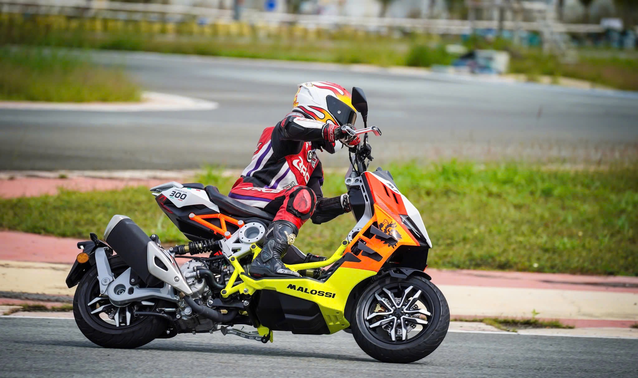 Italjet Dragster 300 Malossi, Xe Tay Ga Đua Nội Thành Thương Hiệu Italy tại Tây Ninh