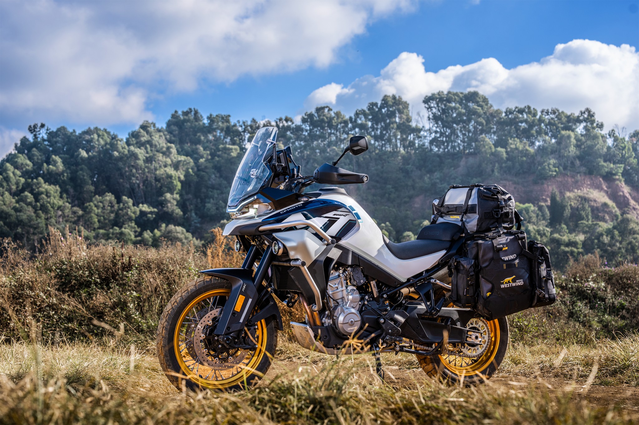 CF Moto 800MT Explorer 2025, ADV Cao Cấp Nhất, Chính Hãng, Giá Tốt tại Tây Ninh