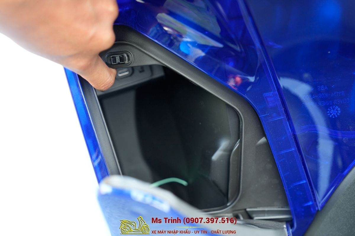 Honda SH150 Vetro Blue 2026 Limited Edition - Siêu phẩm SH Ý dàn áo xanh trong suốt cực hiếm tại Tây Ninh