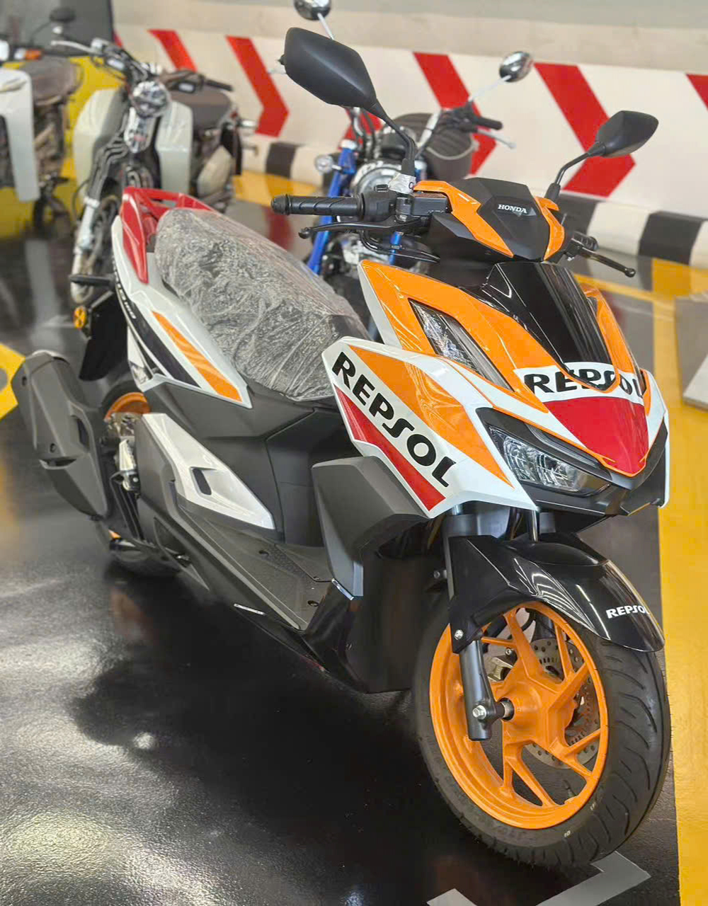 Honda Vario160 Repsol Edition, Giới hạn 2.000 xe, NK Malaysia tại Tây Ninh