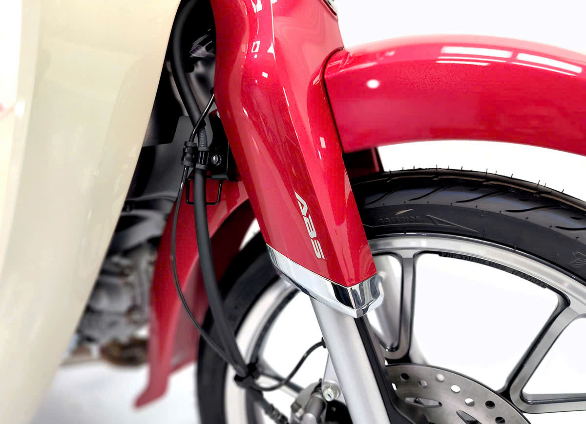 Honda Super C125 ABS, Nhập Nhật, Chính Hãng Màu Đỏ Cuối Cùng tại Tây Ninh
