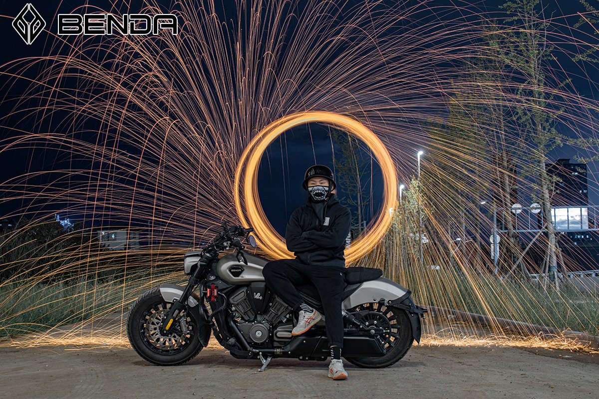 Benda Drak Flag 500, Động Cơ V4, Phuộc Nâng Điện, TCS, ABS tại Tây Ninh